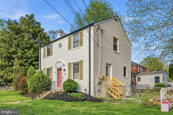 $599,900 | 7209 13th Place, Takoma Park, MD 20912
