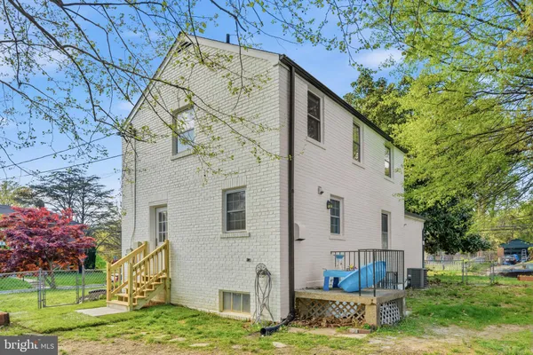 $599,900 | 7209 13th Place, Takoma Park, MD 20912