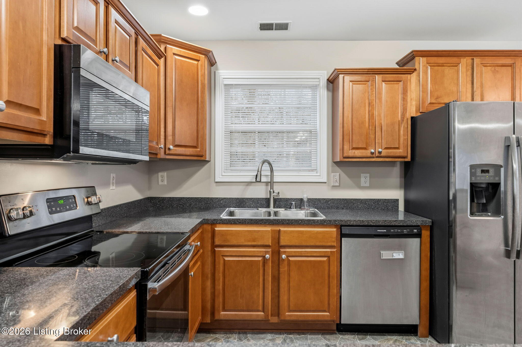 9511 Rustling Tree Way, Unit 202 Louisville, KY 40291 - Photo 14 of 29 14-web-or-mls-DSC09480