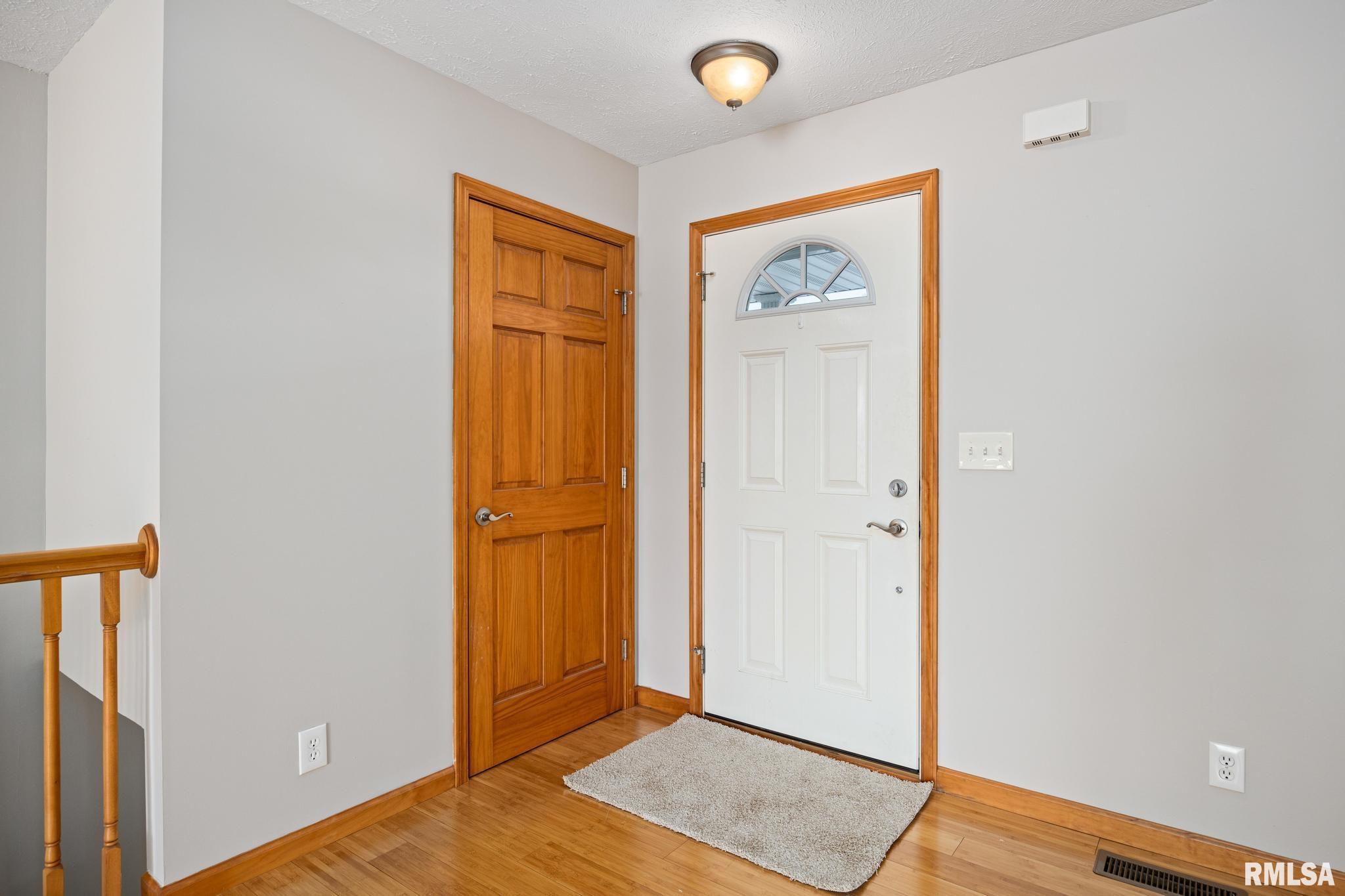 12505 North Maher Road Brimfield, IL 61517 - Photo 4 of 35 Gallery Image 4