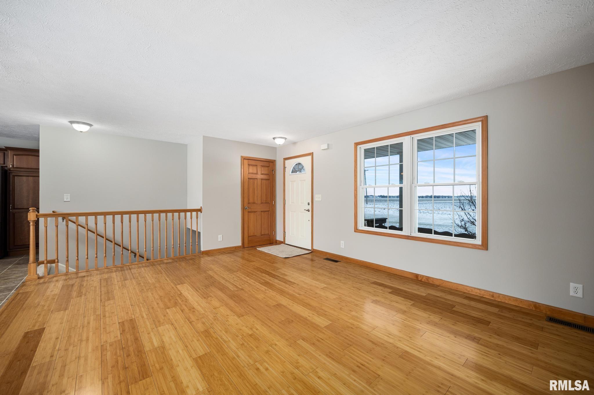 12505 North Maher Road Brimfield, IL 61517 - Photo 6 of 35 Gallery Image 6