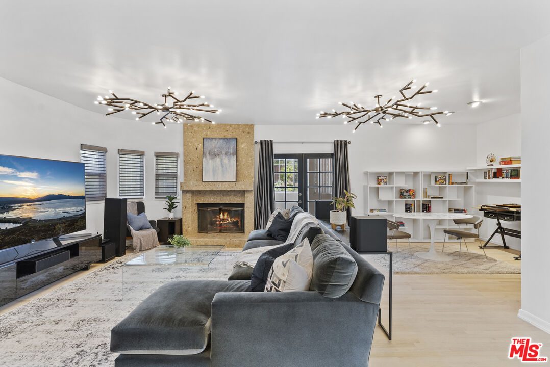 7806 West 79th Street Playa del Rey, CA 90293 - Photo 12 of 54 Gallery Image 12