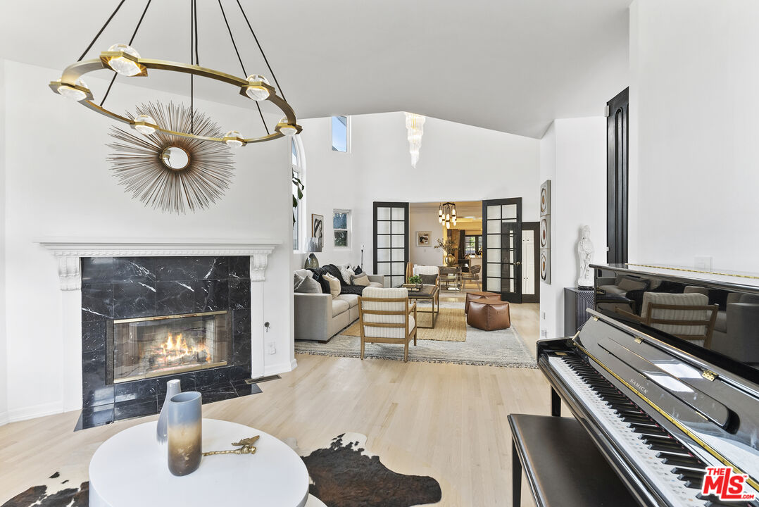 7806 West 79th Street Playa del Rey, CA 90293 - Photo 3 of 54 Gallery Image 3
