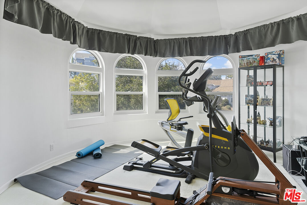 7806 West 79th Street Playa del Rey, CA 90293 - Photo 46 of 54 Gallery Image 46
