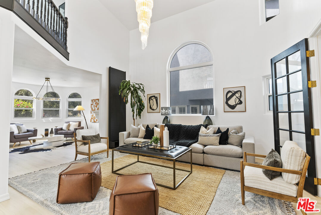 7806 West 79th Street Playa del Rey, CA 90293 - Photo 5 of 54 Gallery Image 5