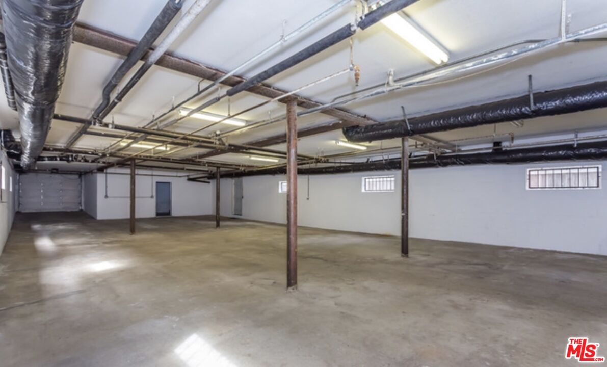 7806 West 79th Street Playa del Rey, CA 90293 - Photo 53 of 54 Gallery Image 53