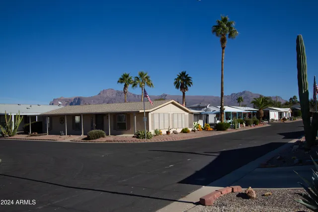 $94,000 | 3700 South Tomahawk Road, Unit 93, Apache Junction, AZ 85119