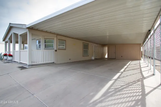 a view of elevator with hallway