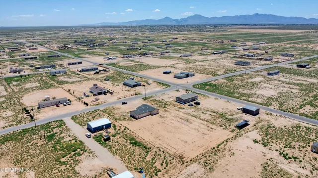 $284,000 | 1373 Gobi Desert Drive, Chaparral, NM 88081