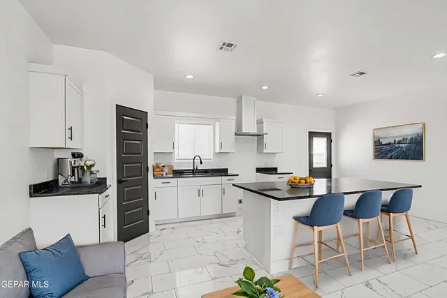 $284,000 | 1373 Gobi Desert Drive, Chaparral, NM 88081