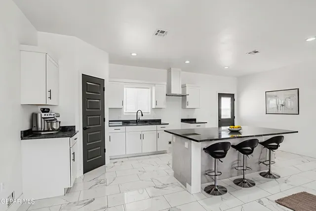 $284,000 | 1373 Gobi Desert Drive, Chaparral, NM 88081