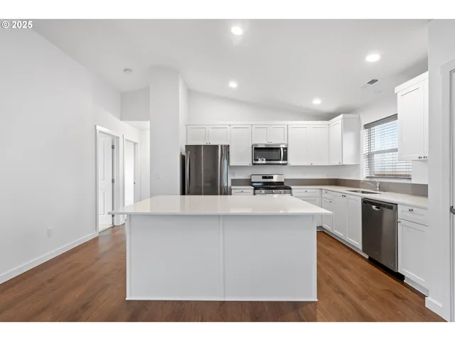 $369,000 | 205 Southwest Eagle Drive, Boardman, OR 97818