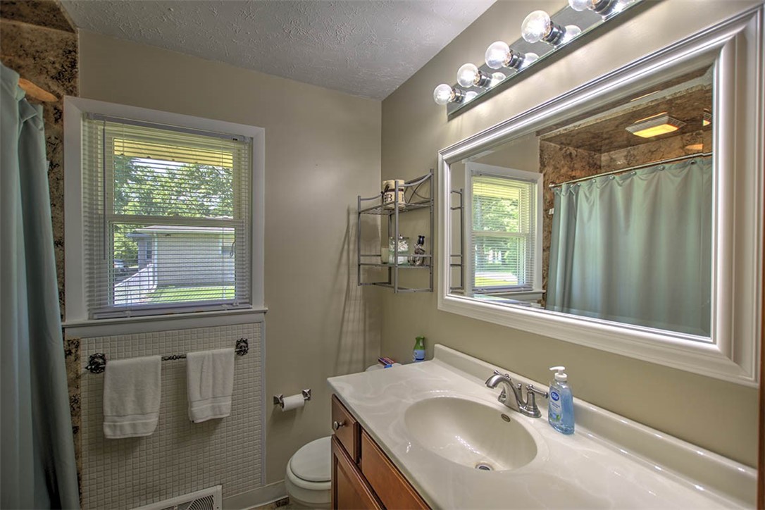 15 Barnes Drive Decatur, IL 62526 - Photo 16 of 30
