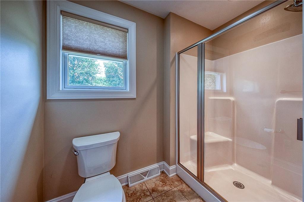 8554 Peters Road Cranberry Township, PA 16066 - Photo 20 of 40 1 of 4 FULL BATHS