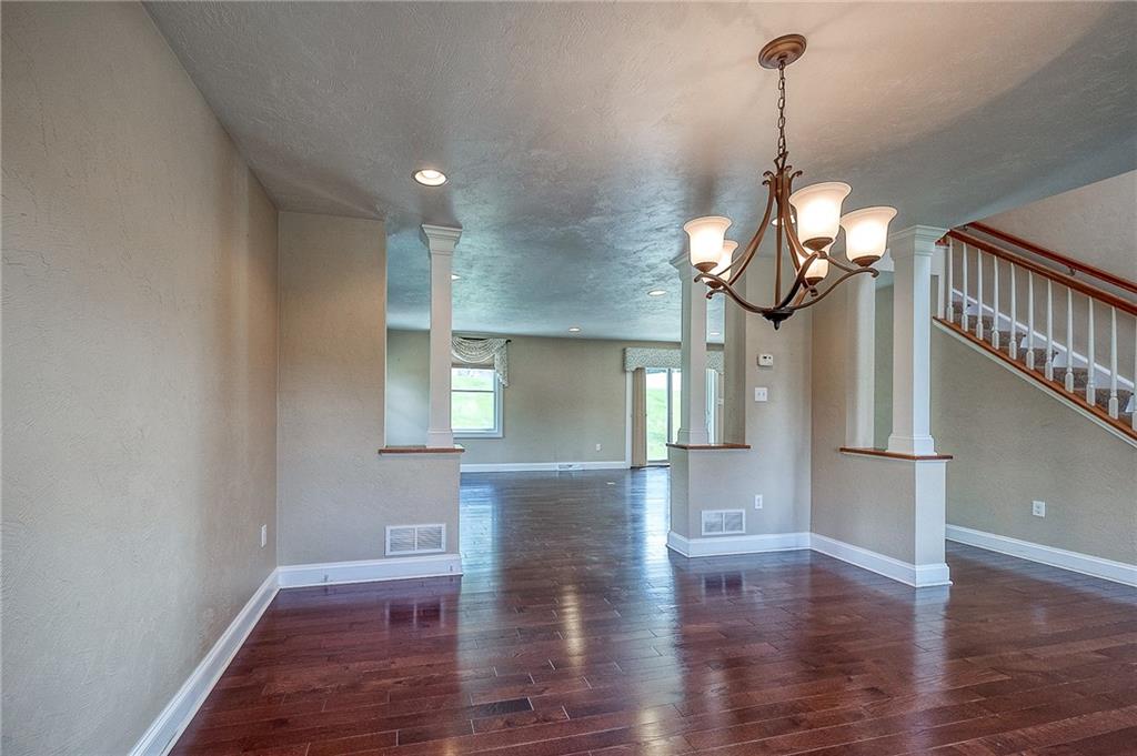 8554 Peters Road Cranberry Township, PA 16066 - Photo 6 of 40 Gallery Image 6