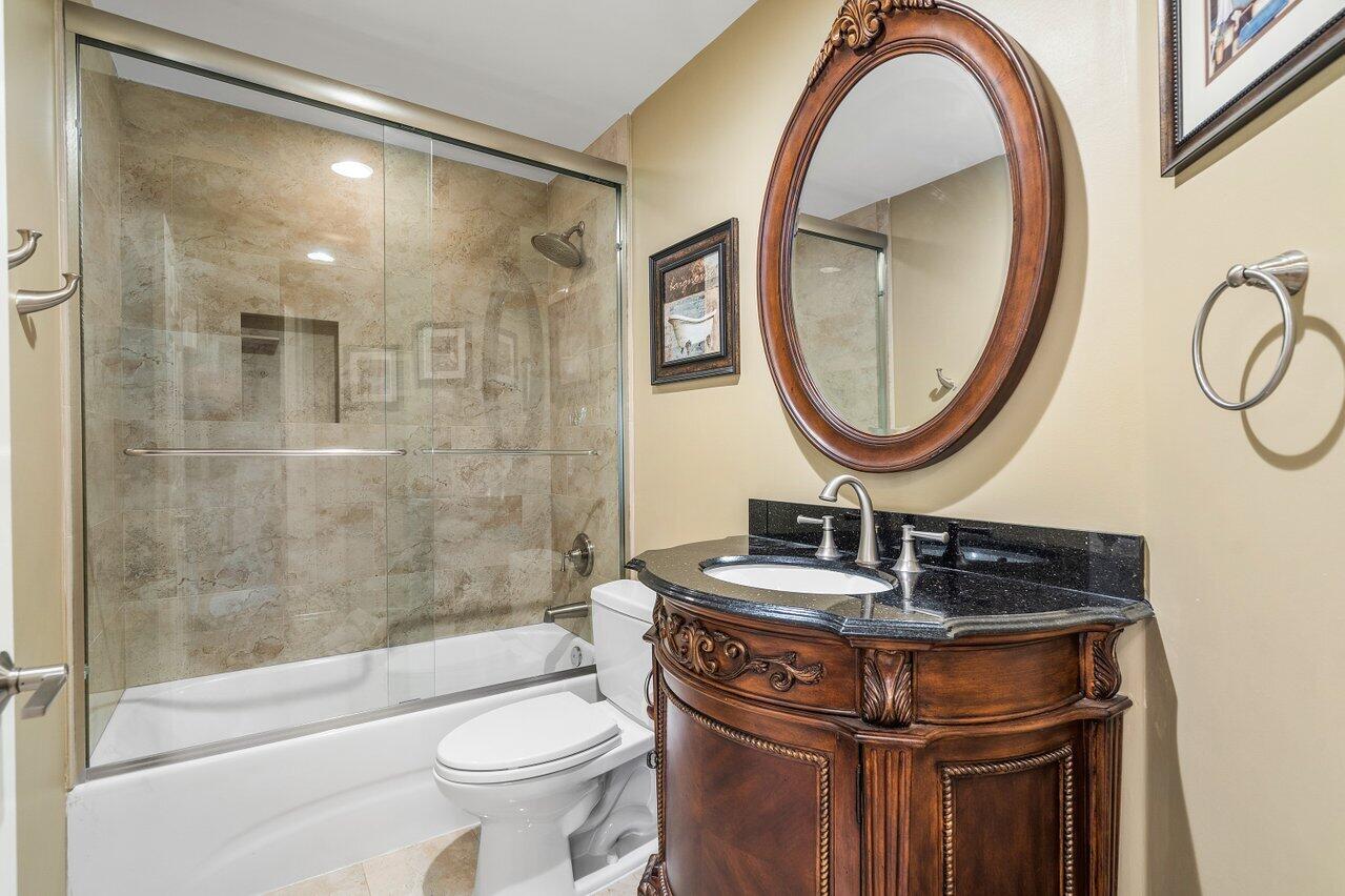 5790 Coach House Circle, Unit D Boca Raton, FL 33486 - Photo 15 of 28 016-5790CoachHouseCircle-BocaRaton-FL-33