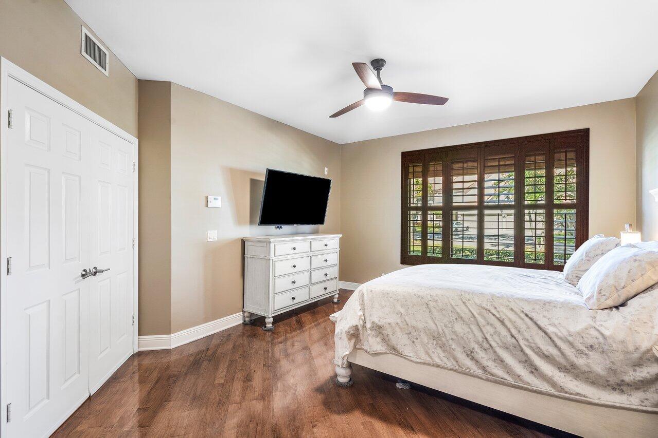 5790 Coach House Circle, Unit D Boca Raton, FL 33486 - Photo 19 of 28 020-5790CoachHouseCircle-BocaRaton-FL-33