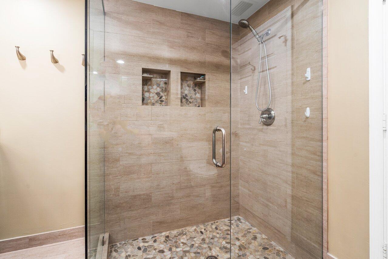 5790 Coach House Circle, Unit D Boca Raton, FL 33486 - Photo 22 of 28 023-5790CoachHouseCircle-BocaRaton-FL-33