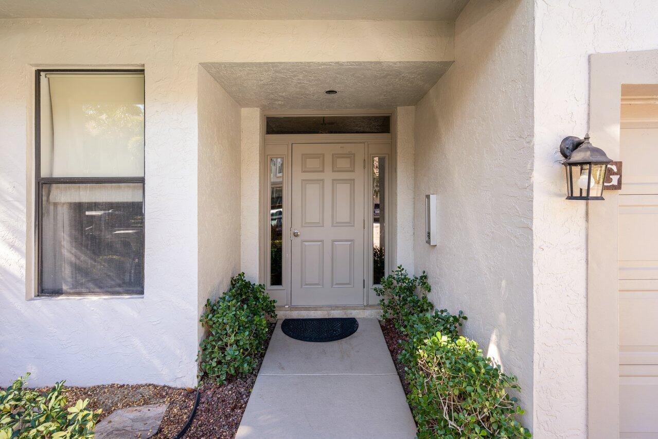 5790 Coach House Circle, Unit D Boca Raton, FL 33486 - Photo 4 of 28 005-5790CoachHouseCircle-BocaRaton-FL-33