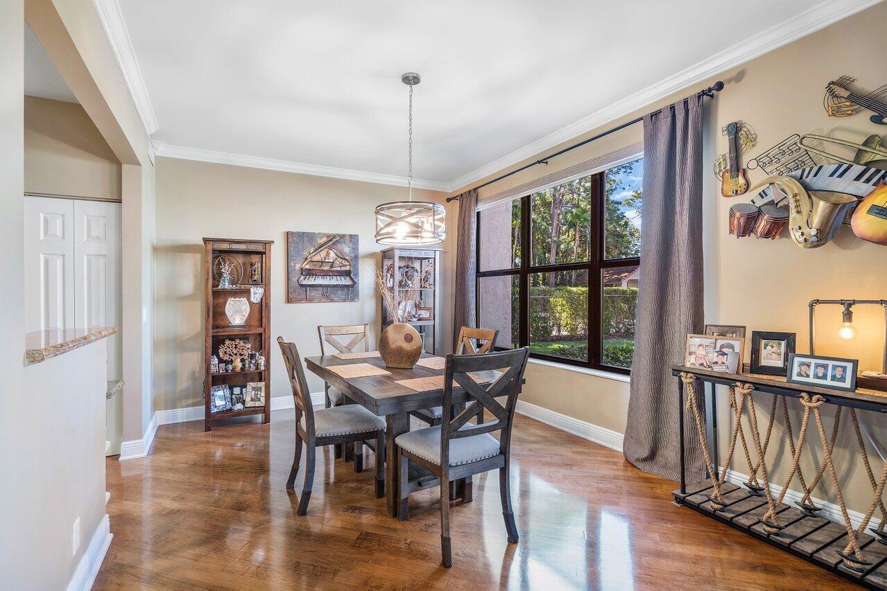 5790 Coach House Circle, Unit D Boca Raton, FL 33486 - Photo 10 of 28 011-5790CoachHouseCircle-BocaRaton-FL-33