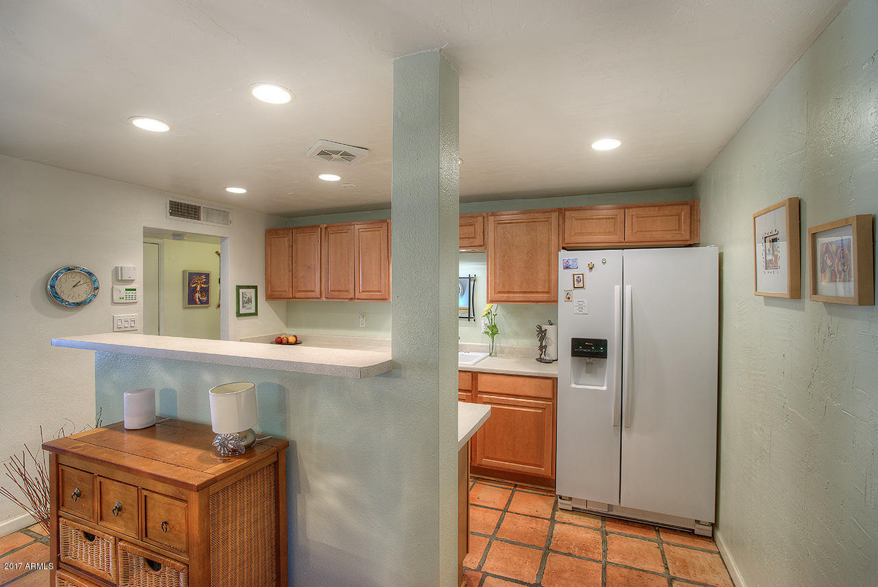 1423 West Thunderbird Road Phoenix, AZ 85023 - Photo 8 of 25 Kitchen