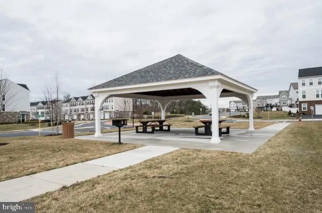 $2,300 | 120 Woodman Court, Winchester, VA 22602