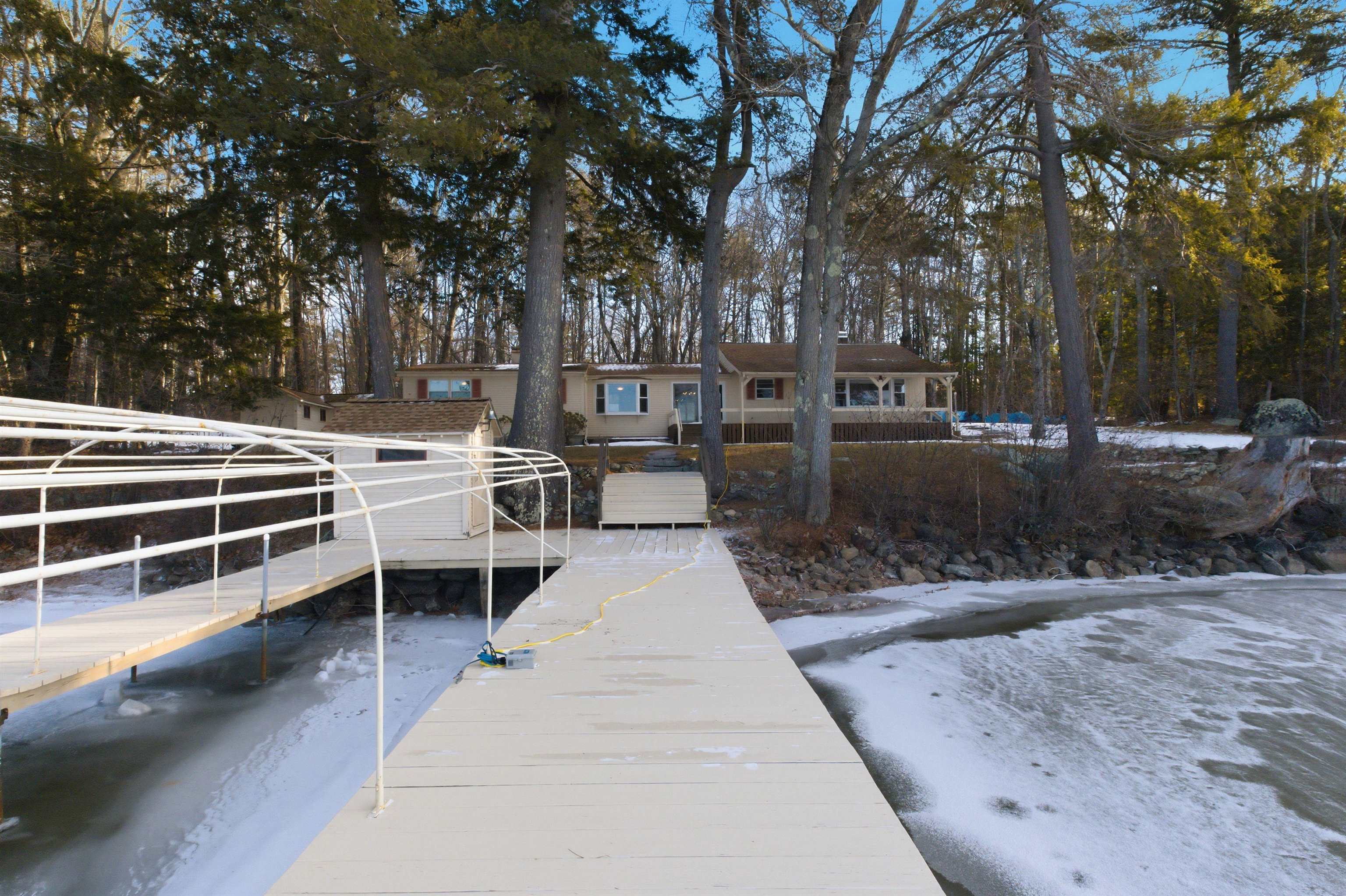 61 Wallace Point Road Moultonborough, NH 03254 - Photo 21 of 57