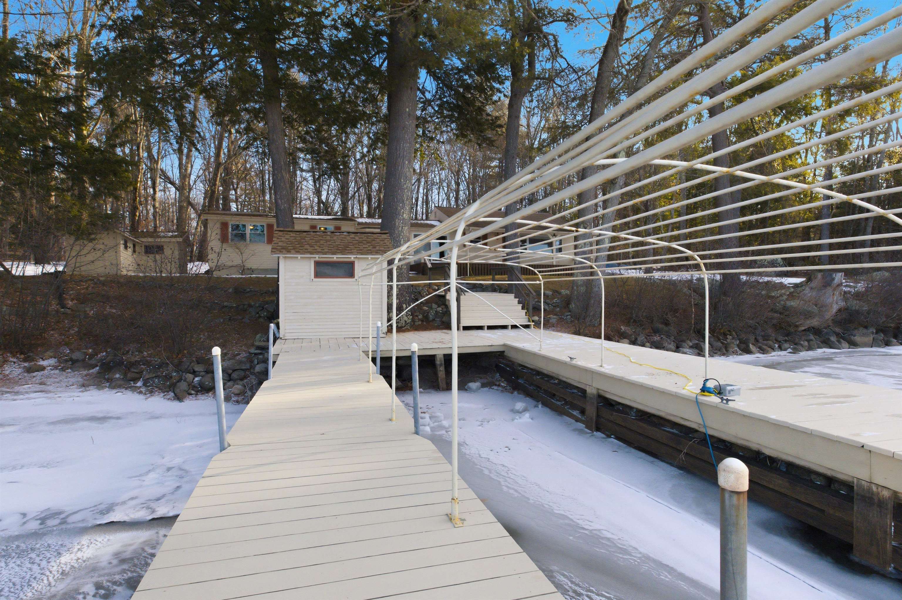 61 Wallace Point Road Moultonborough, NH 03254 - Photo 22 of 57