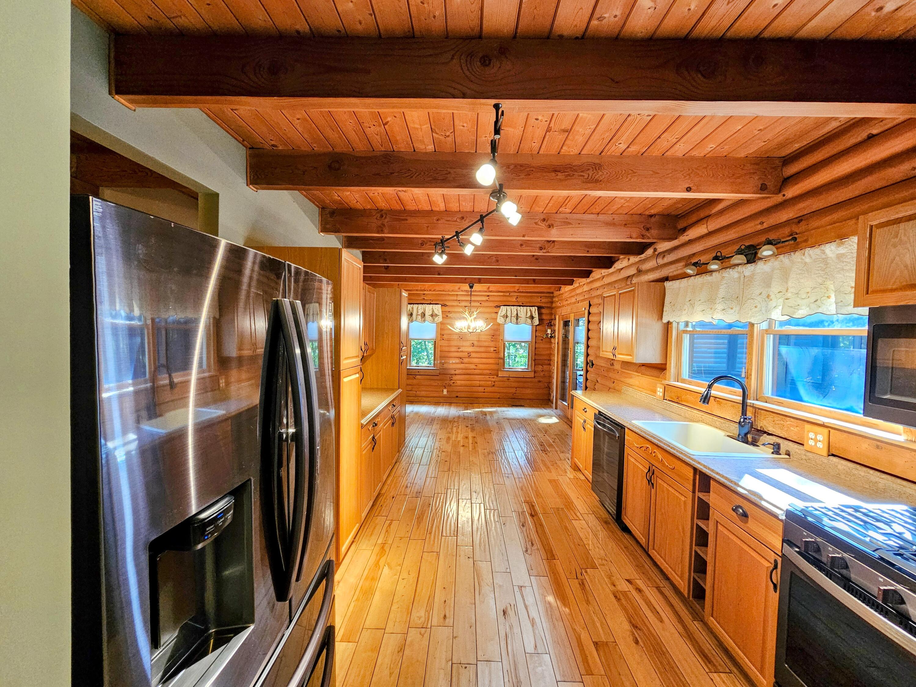 634 Zimmerman Road Blue Ridge, VA 24064 - Photo 18 of 55 Kitchen