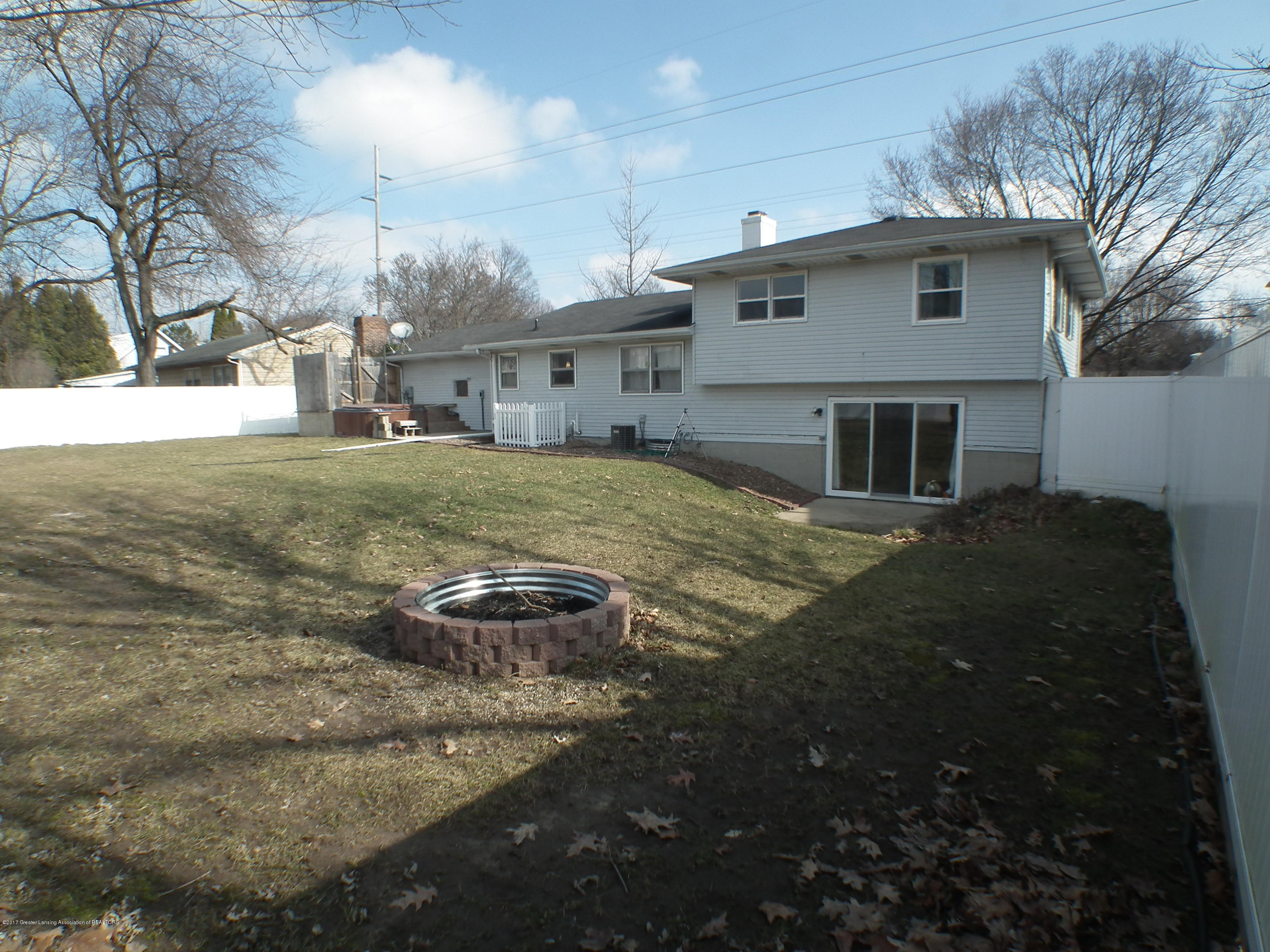 1211 North Creyts Road Lansing, MI 48917 - Photo 3 of 5 DSCF1032