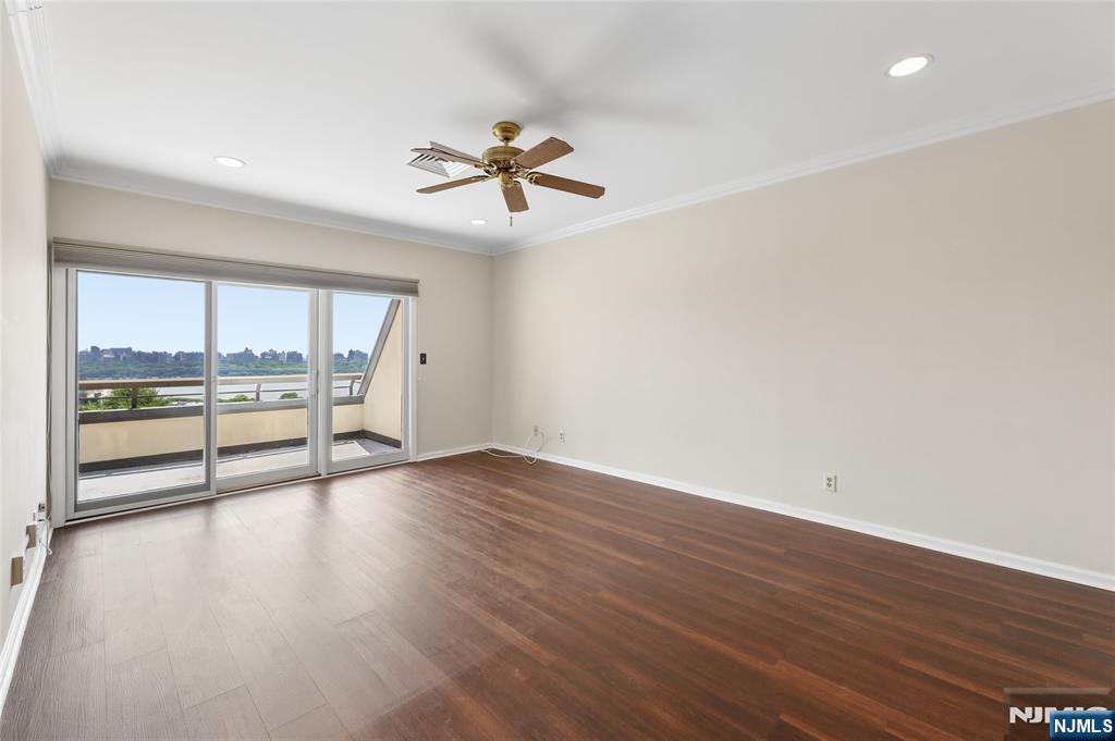 300 Gorge Road, Unit 57 Cliffside Park, NJ 07010 - Photo 16 of 31