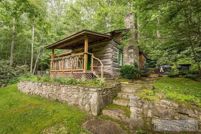 669 Old Tweetsie Road Vilas, NC 28692 - Photo 1 of 23 Gallery Image 1