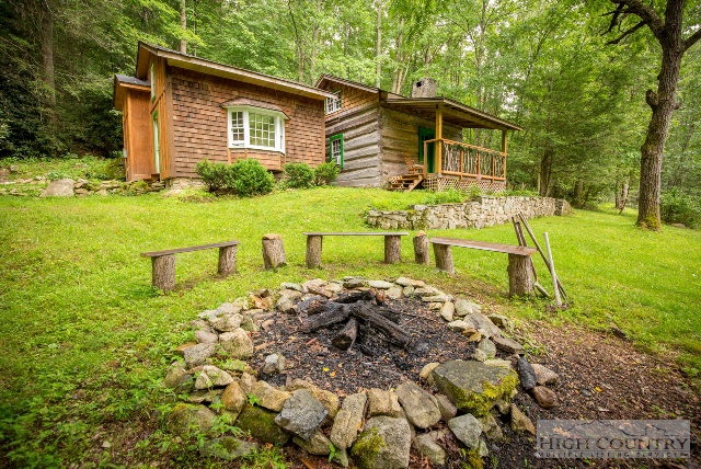 669 Old Tweetsie Road Vilas, NC 28692 - Photo 18 of 23 Gallery Image 18