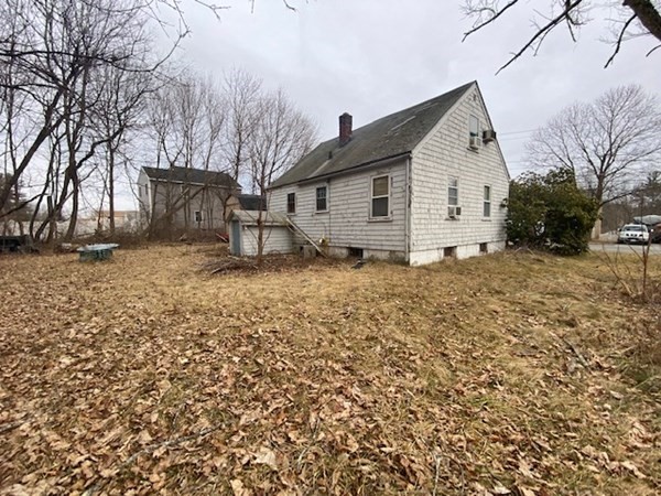 1434 Mammoth Road Dracut, MA 01826 - Photo 2 of 4 Gallery Image 2