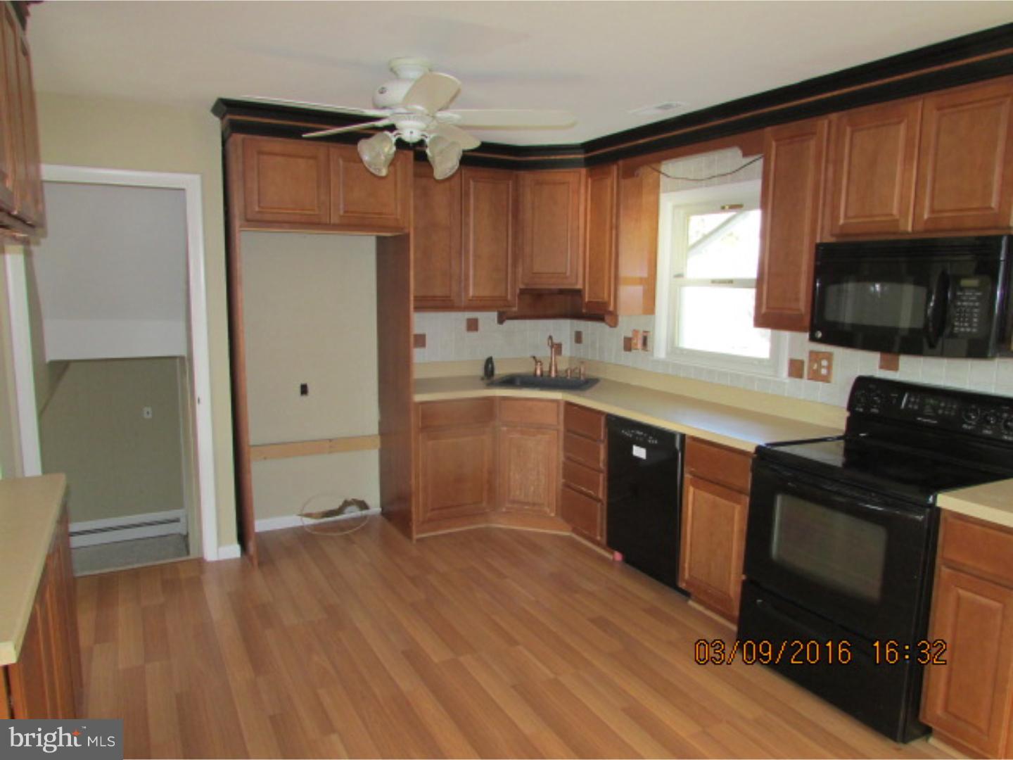 23 Meadowlark Road Stratford, NJ 08084 - Photo 9 of 20