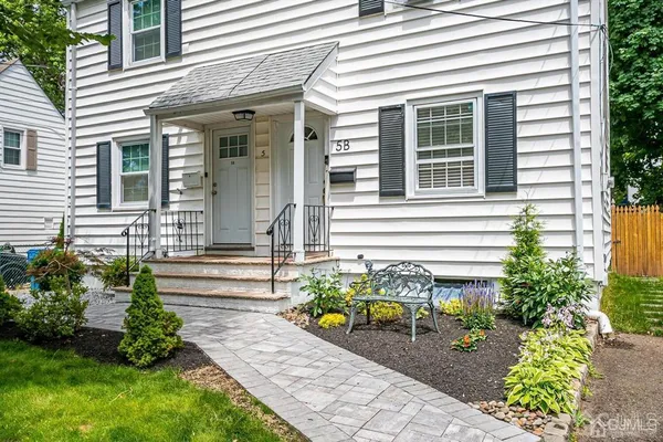 $2,800 | 5 Mayfield Place, Unit B, Metuchen, NJ 08840