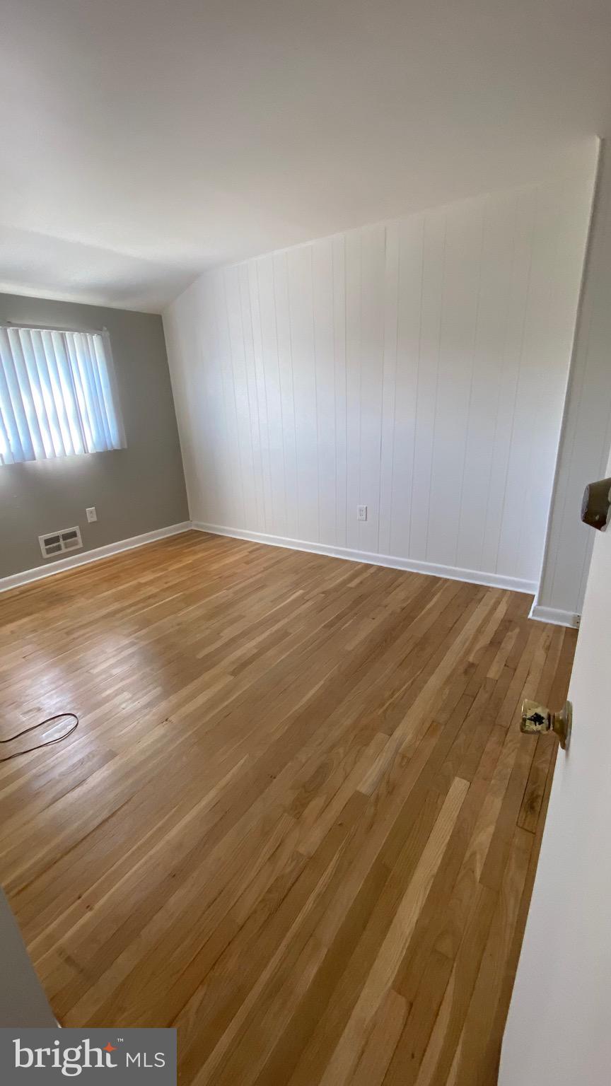 641 South Wickham Road Baltimore, MD 21229 - Photo 12 of 22