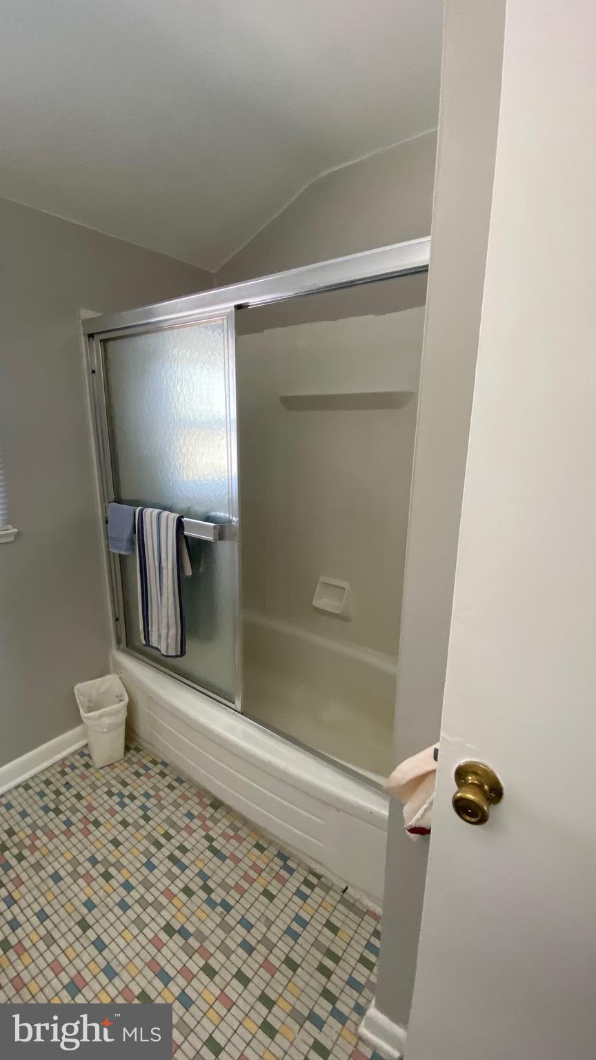 641 South Wickham Road Baltimore, MD 21229 - Photo 14 of 22
