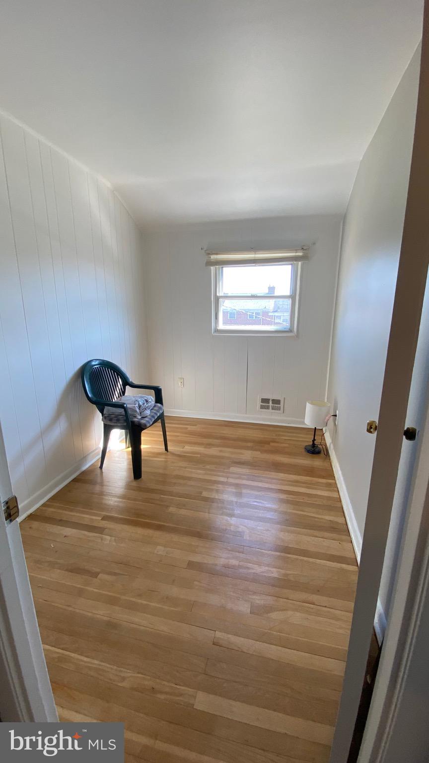 641 South Wickham Road Baltimore, MD 21229 - Photo 16 of 22