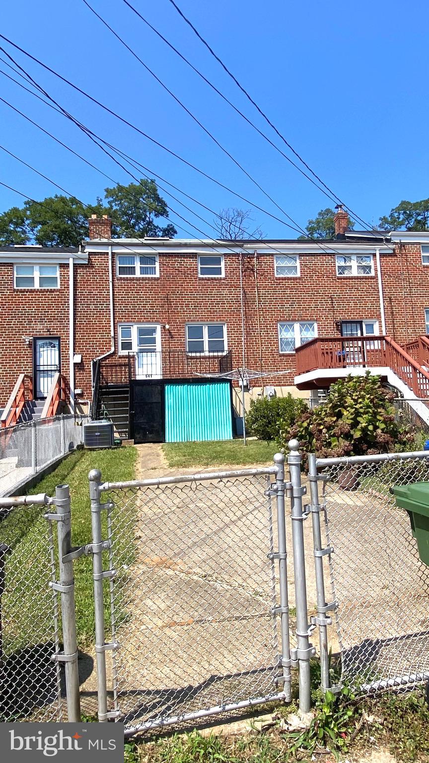 641 South Wickham Road Baltimore, MD 21229 - Photo 2 of 22