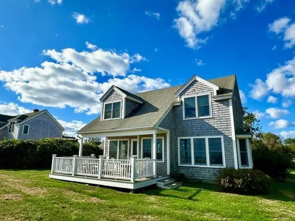 $1,895,000 | 1202 West Side Road, Block Island, RI 02807