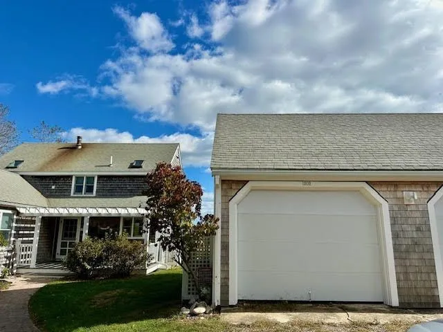 $1,895,000 | 1202 West Side Road, Block Island, RI 02807