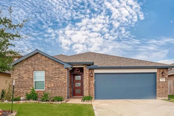 $2,800 | 2114 Cherryvale Drive, Tomball, TX 77375