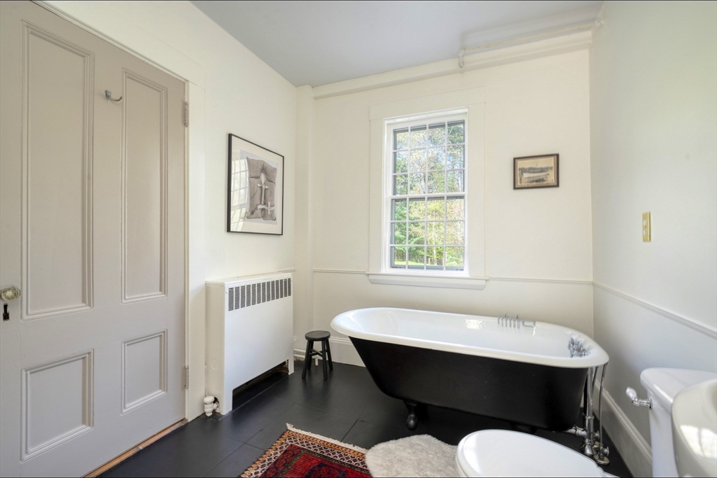 336 Broadway Hanover, MA 02339 - Photo 14 of 35