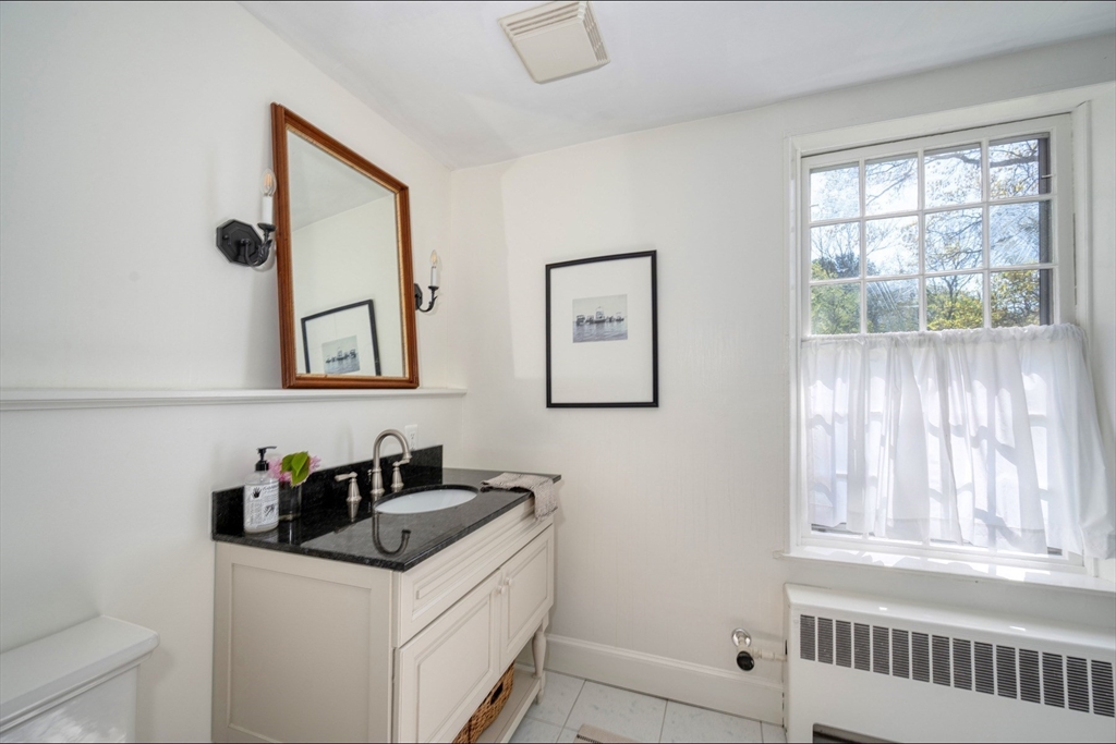 336 Broadway Hanover, MA 02339 - Photo 27 of 35