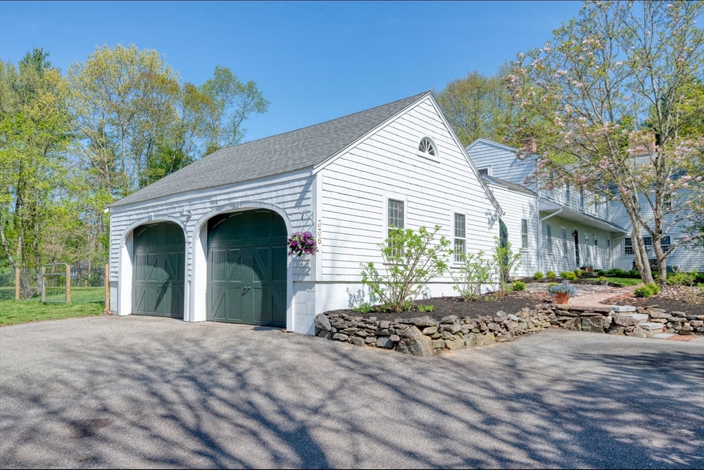 336 Broadway Hanover, MA 02339 - Photo 8 of 35