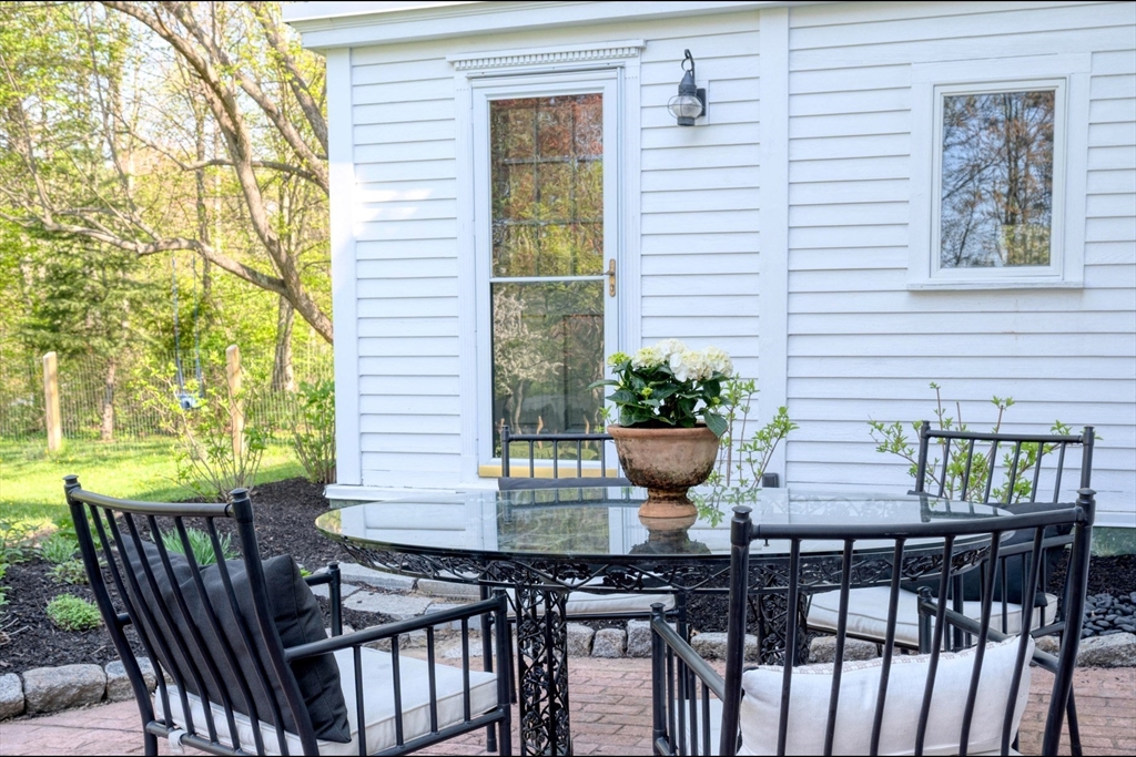 336 Broadway Hanover, MA 02339 - Photo 10 of 35