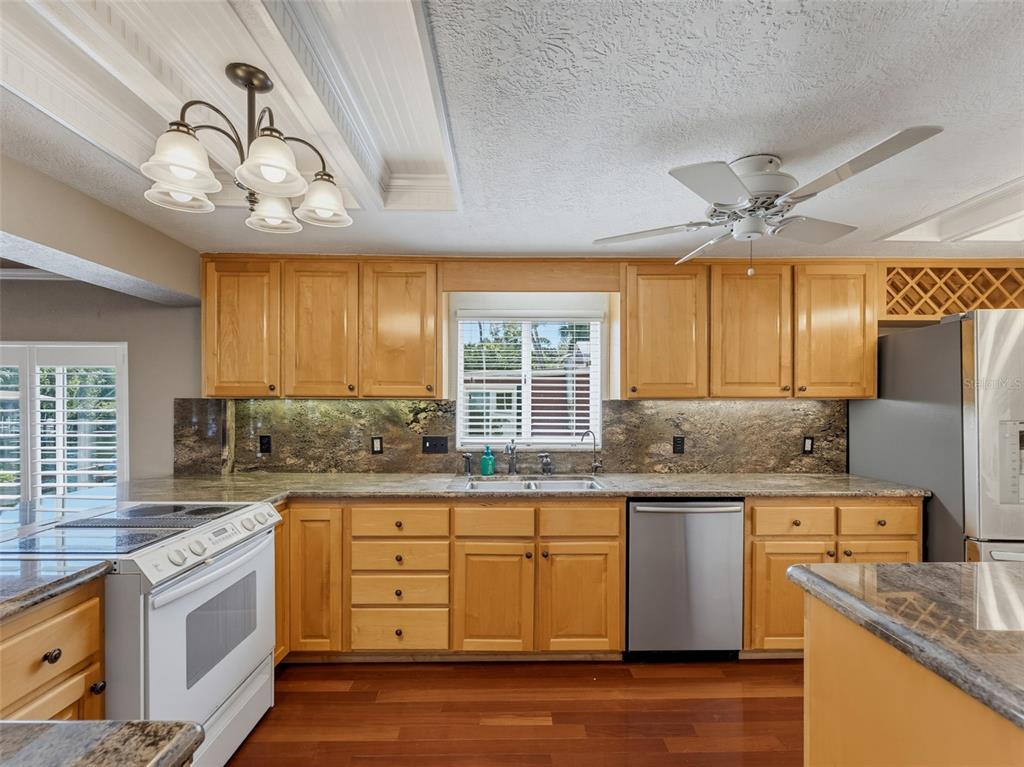 5415 Riverside Drive Yankeetown, FL 34498 - Photo 30 of 99 Gallery Image 30