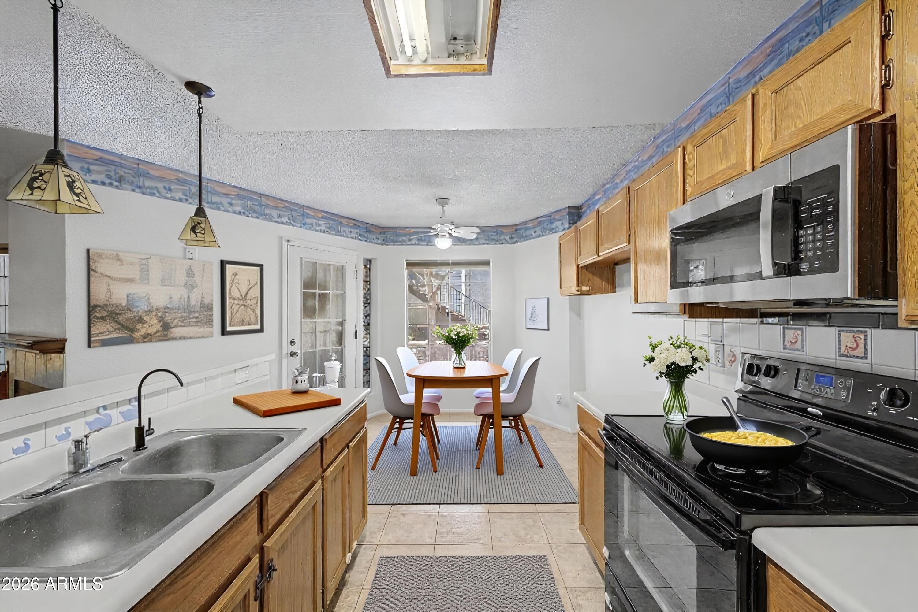 255 South Kyrene Road, Unit 117 Chandler, AZ 85226 - Photo 13 of 37 3 Kitchen