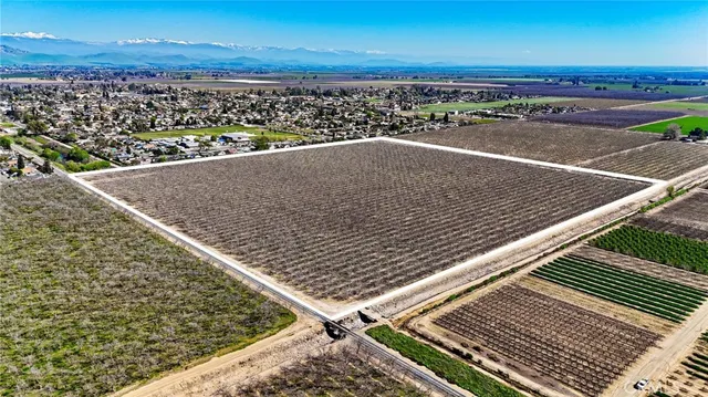 $5,990,000 | 896 North Mariposa Avenue, Farmersville, CA 93223